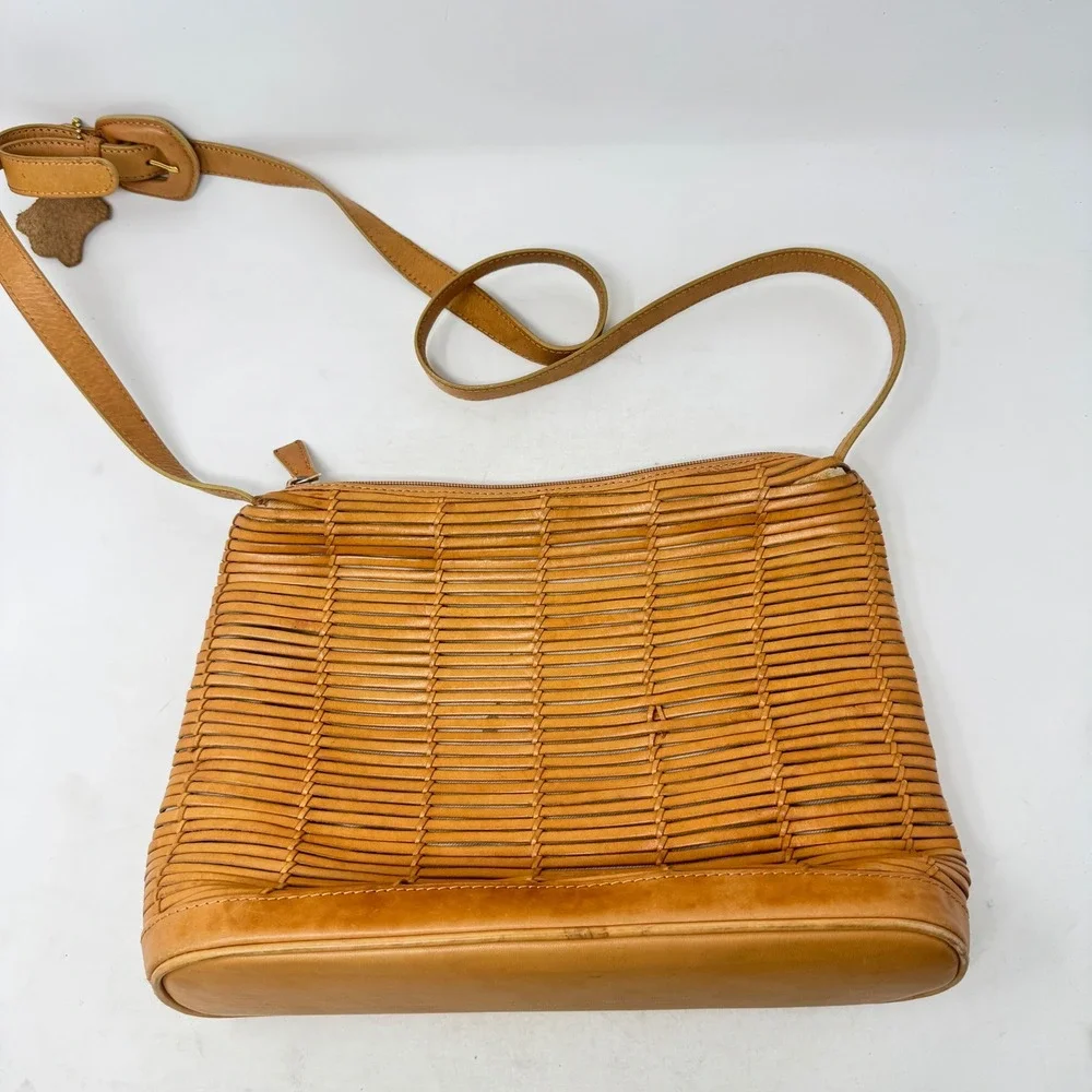 Vintage Valerie Stevens Crossbody Bag Tan Medium Woven Leather Vintage Boho